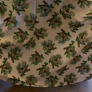 Christmas oval tablecloth and napkins